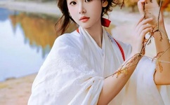 年轻快递员侵犯美丽人妻